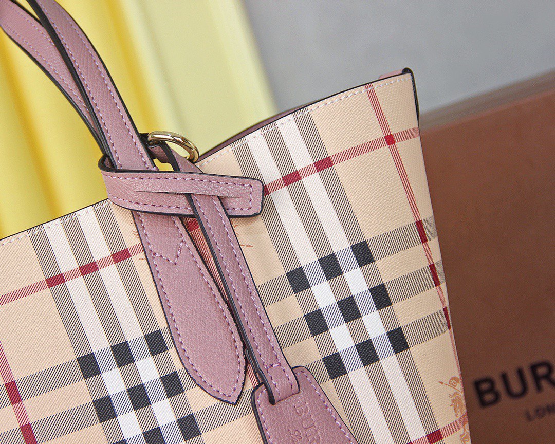 BURBERRY BAGS