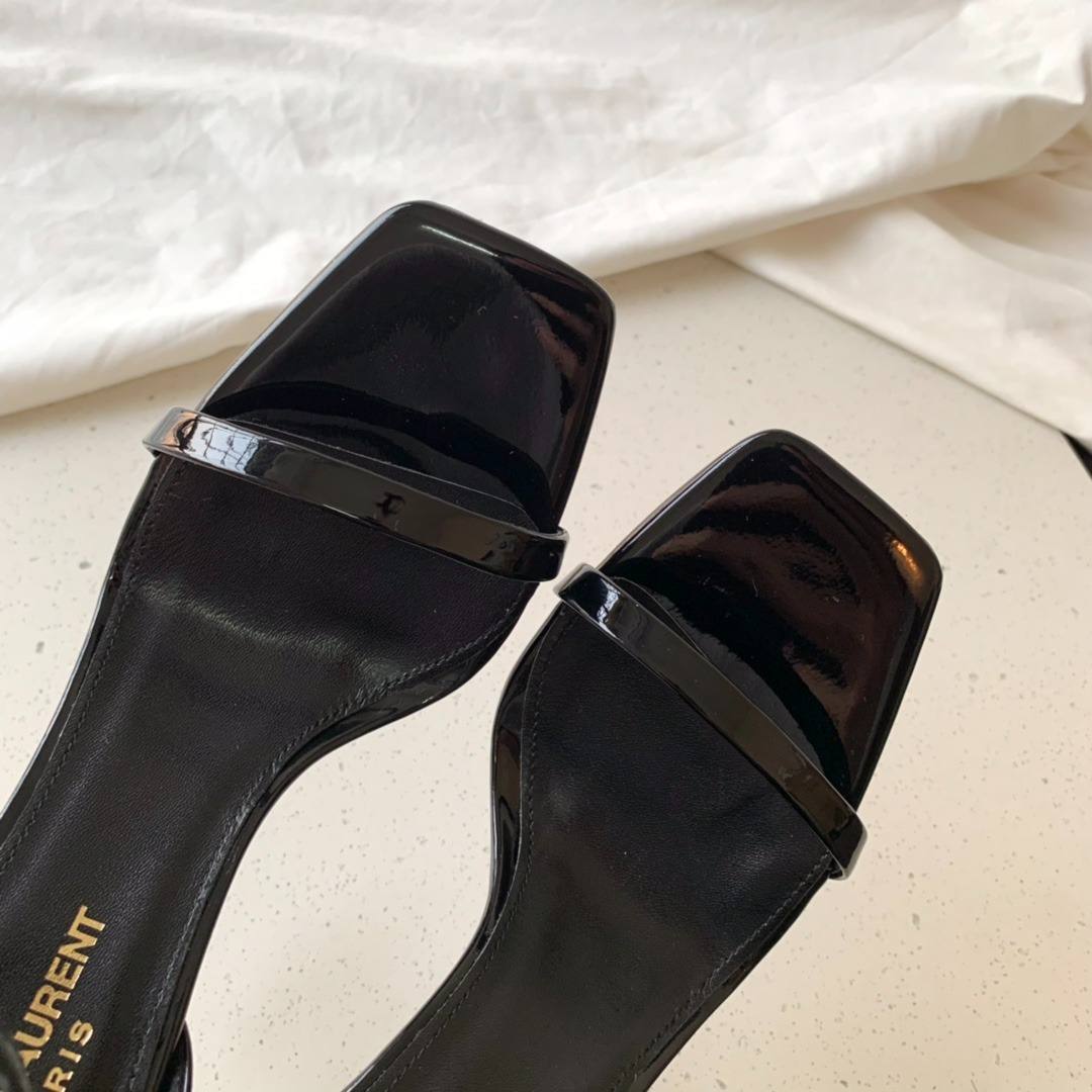 Saint Laurent heels